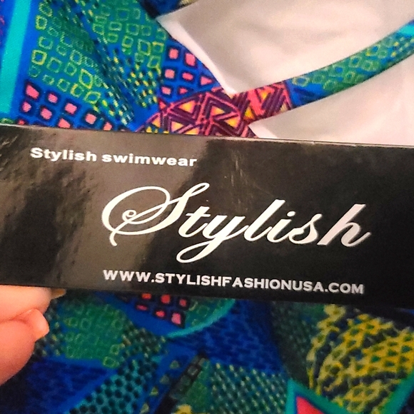 🆕️ NWT Red Dress Boutique Blue Multi Print One Piece - Picture 8 of 11